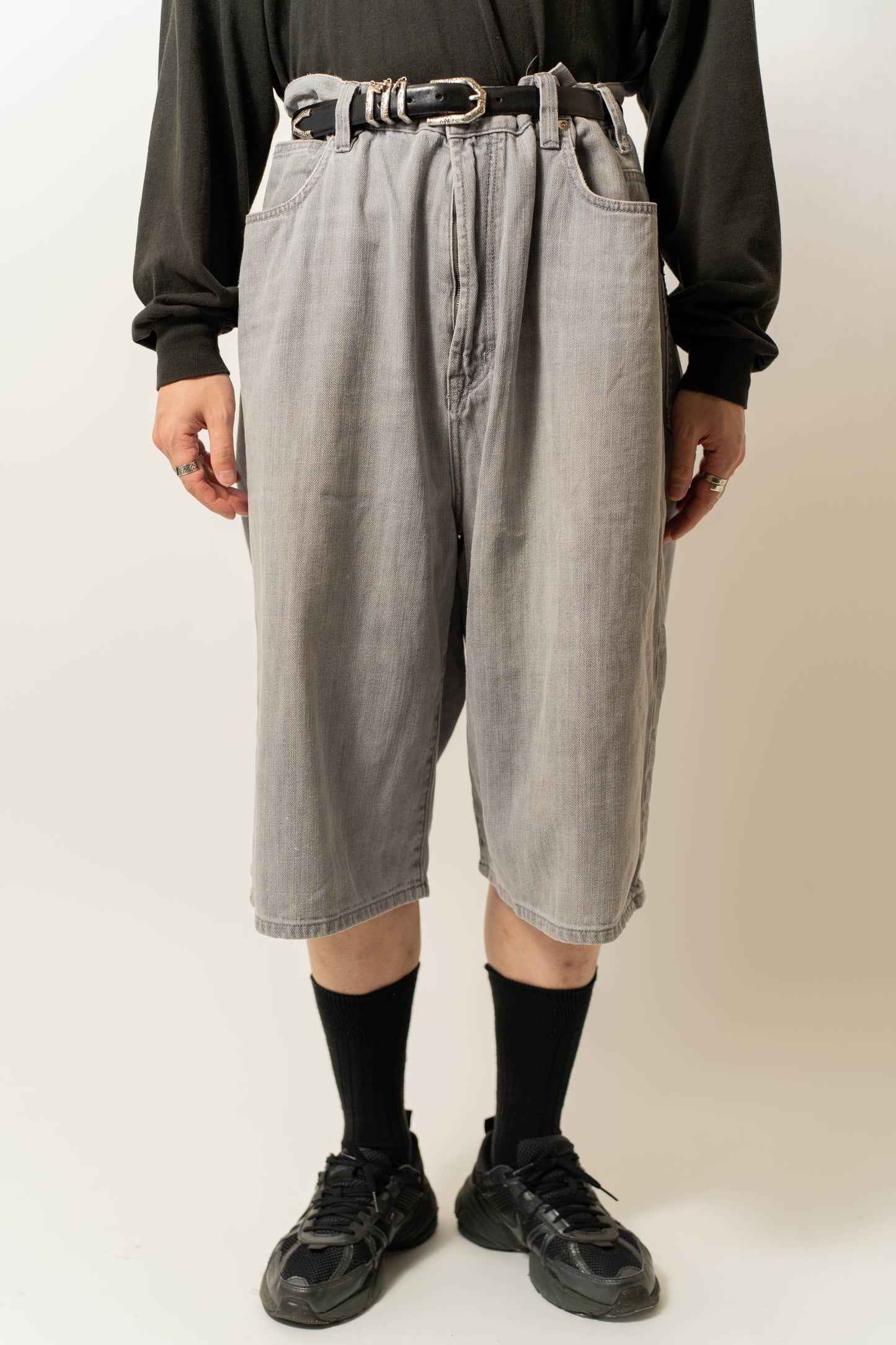 SEANUOHN Gray Denim Shorts