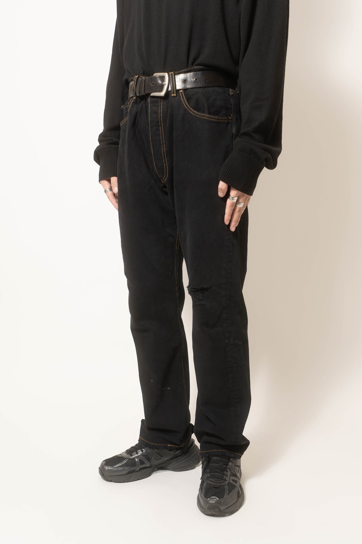 Levis 501 Black Denim Pants