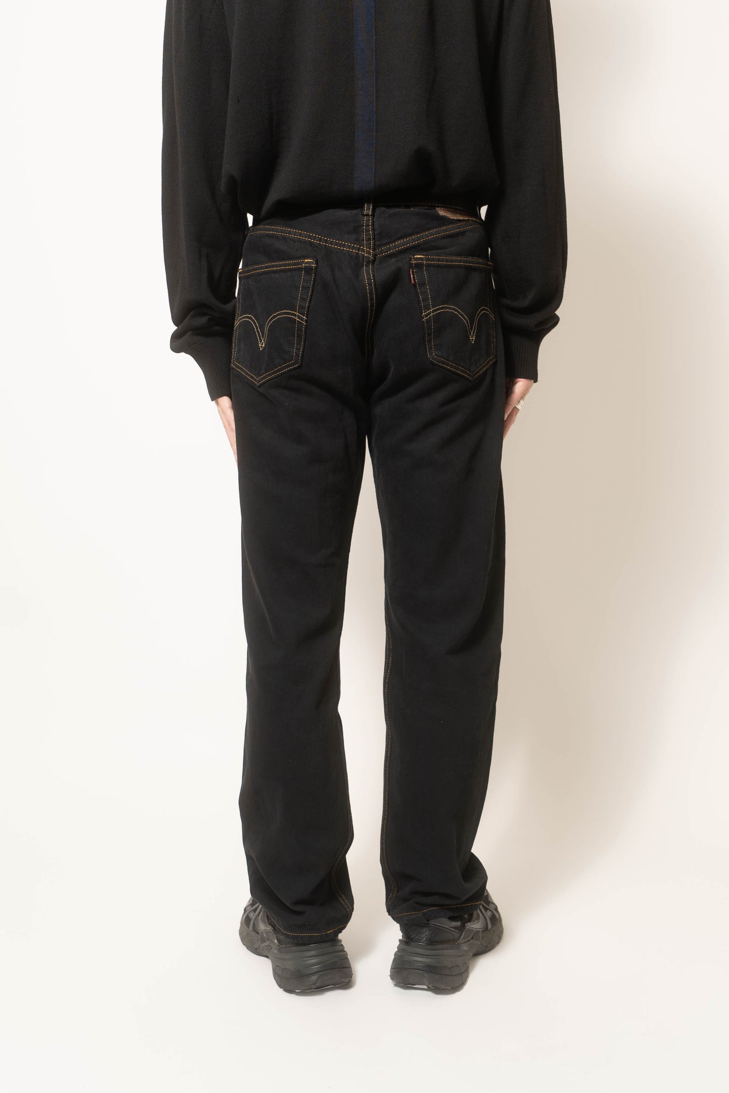 Levis 501 Black Denim Pants